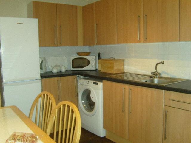 Penybryn Cottages อาเบอร์แดร์ ภายนอก รูปภาพ